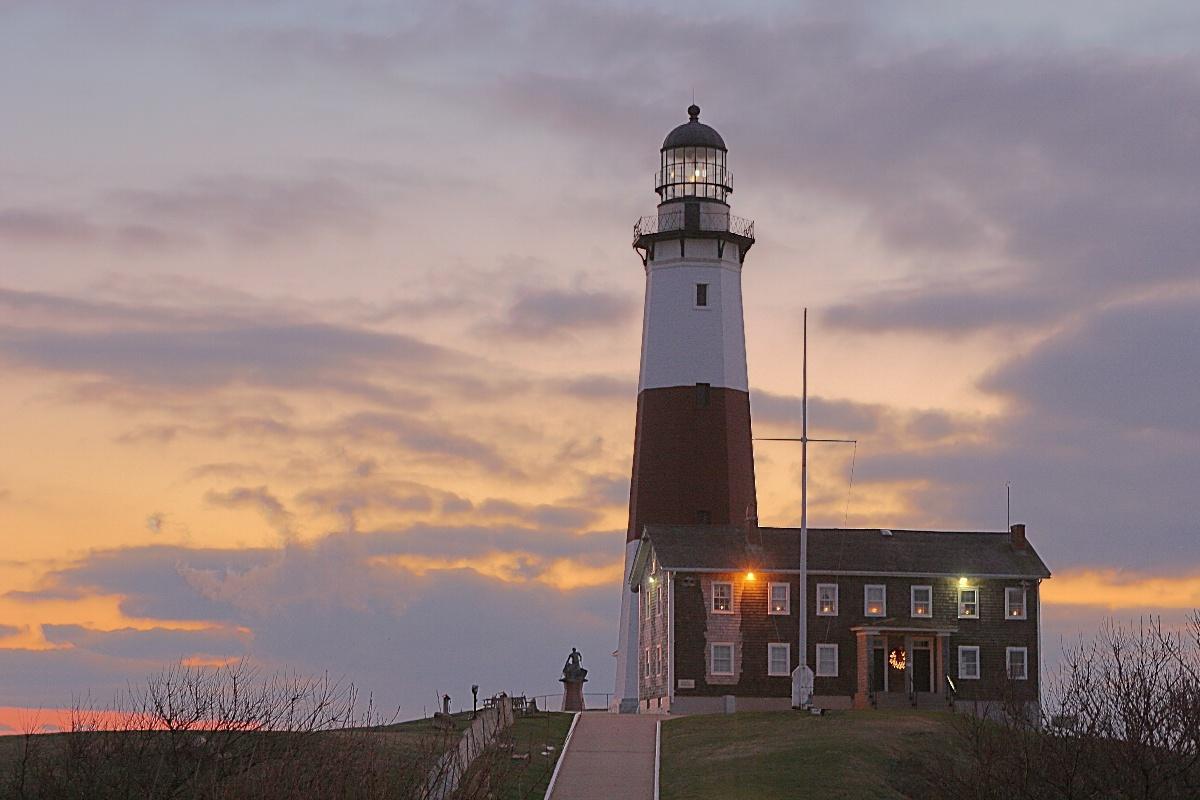 Lighthouse 